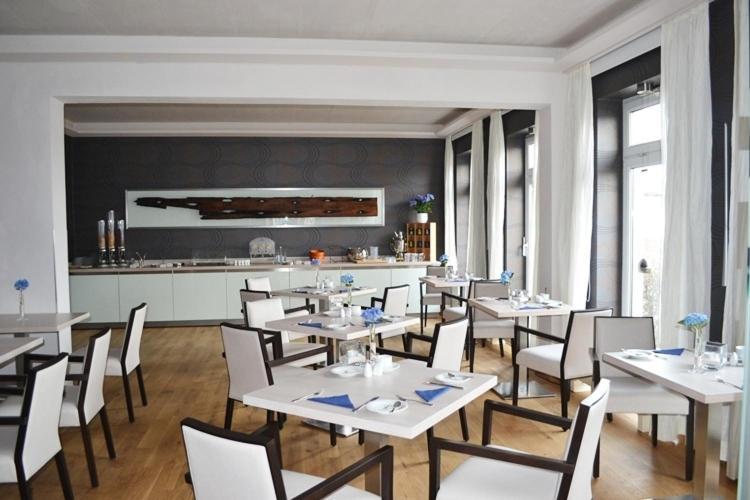Hafenhotel Pommernyacht Ueckermünde Dış mekan fotoğraf