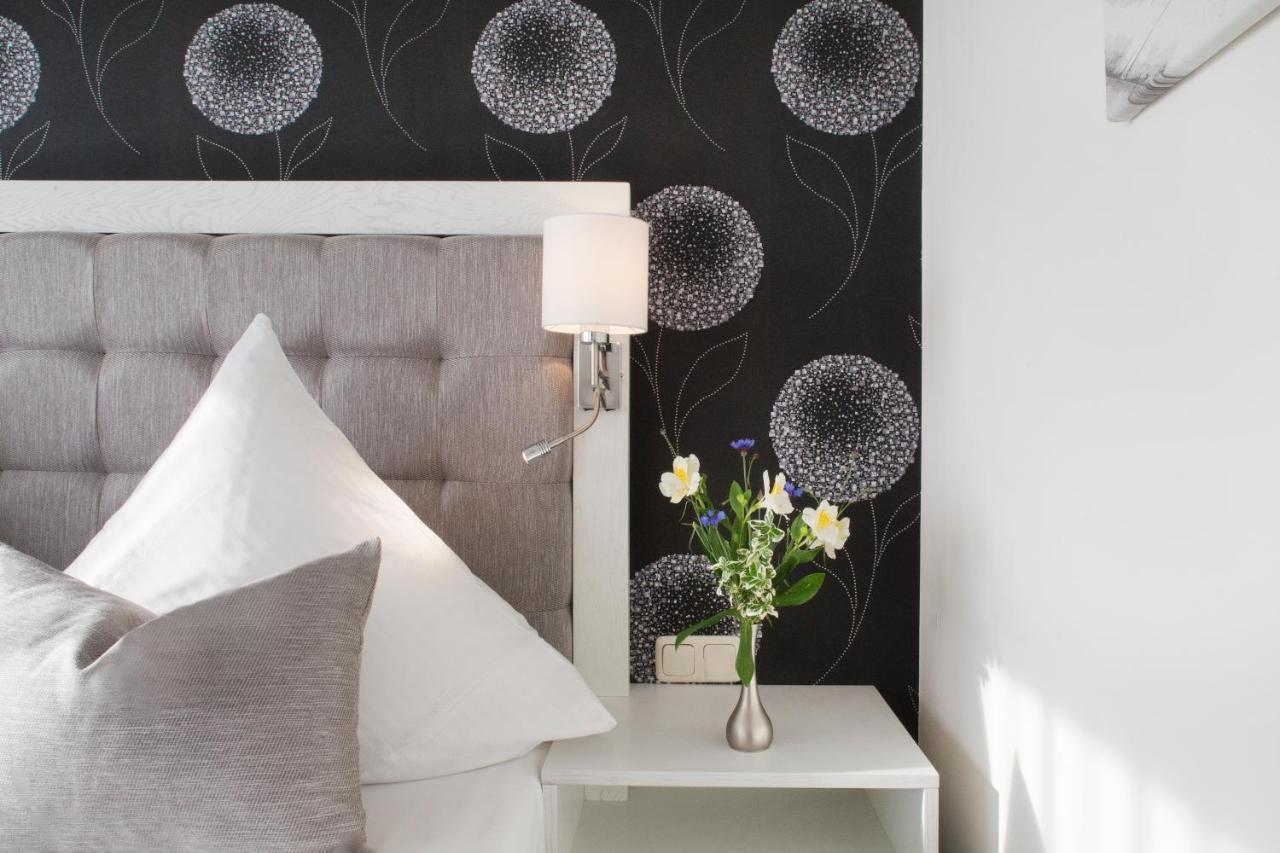 Hafenhotel Pommernyacht Ueckermünde Dış mekan fotoğraf