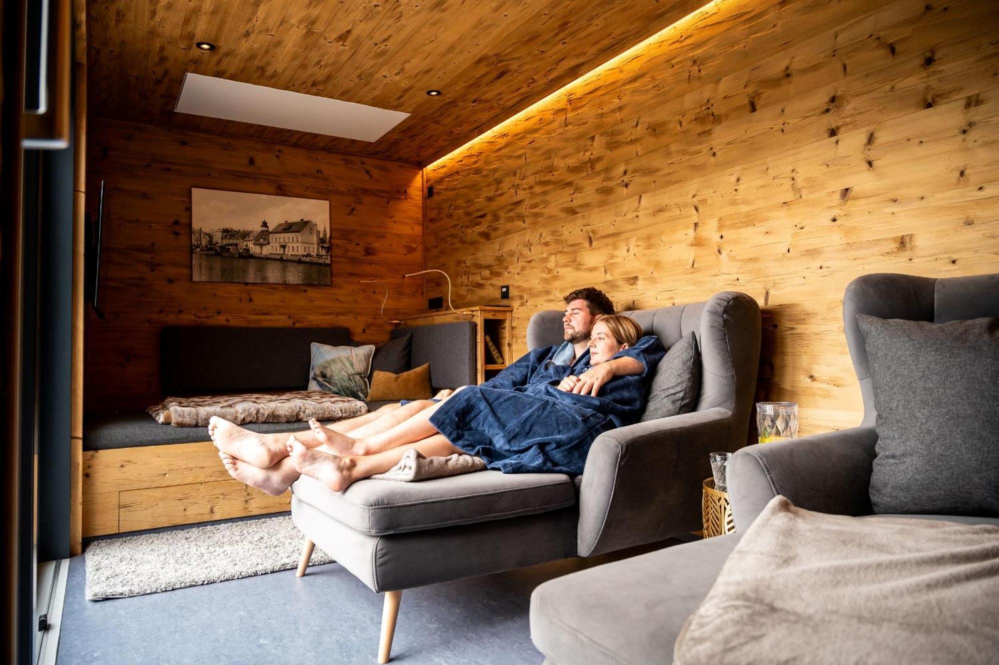 Hafenhotel Pommernyacht Ueckermünde Dış mekan fotoğraf